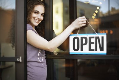 Female_entrepreneur_making living from home